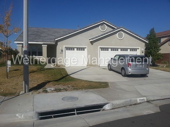 1st image of 1095 Sykes Dr