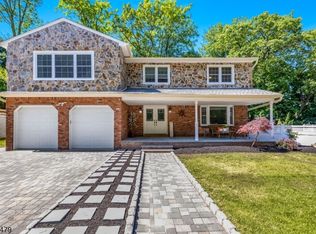 12 Borrego Dr, Woodland Park, NJ 07424