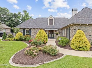 645 Bellevue Plantation Rd, Lafayette, LA 70503