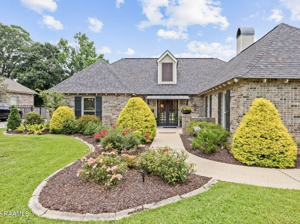 645 Bellevue Plantation Rd, Lafayette, LA 70503