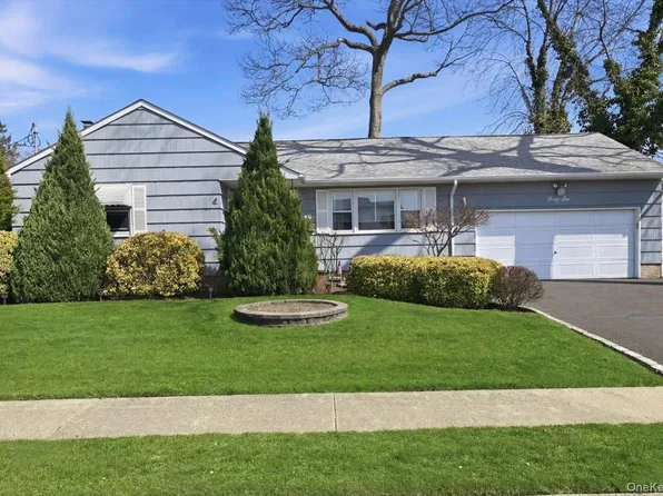 46 Bedford Avenue, Massapequa, NY 11758