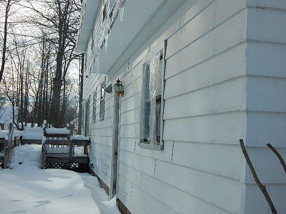 3rd image of 801 Shelly Dr