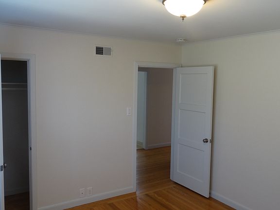 5th image of 457 Briarwood Dr