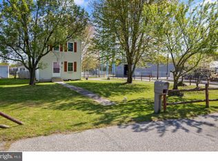 102 E Milby St, Harrington, DE 19952