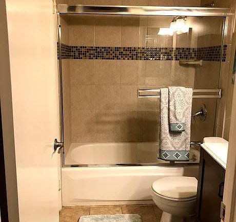 5th image of 5150 Greenberry Dr