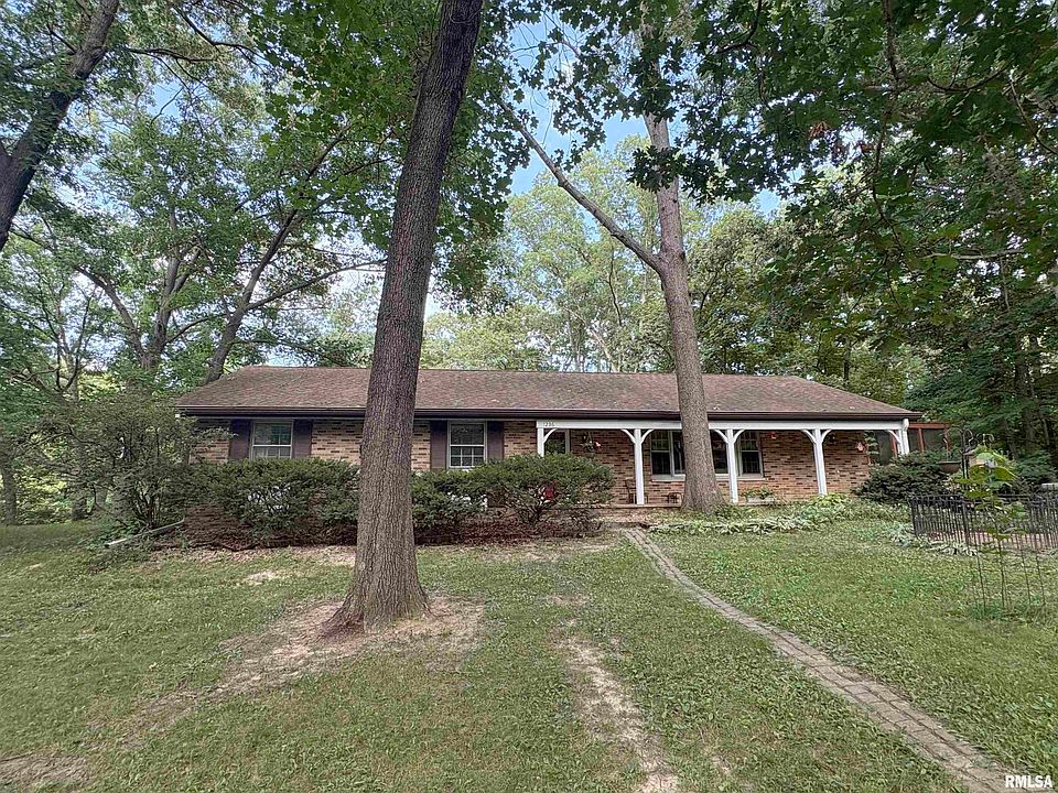 1st image of 1236 N Hickory Ln