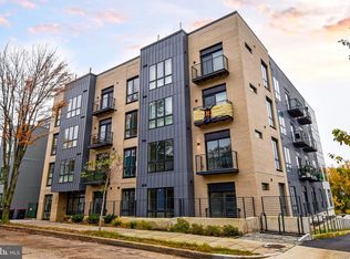 1016 17th Pl NE #103, Washington, DC 20002