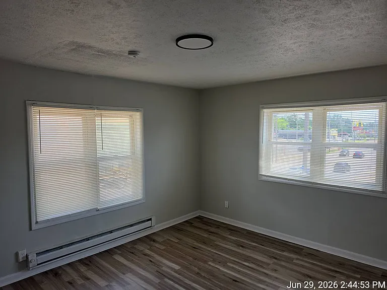 4106 Lee Rd — Photo 36