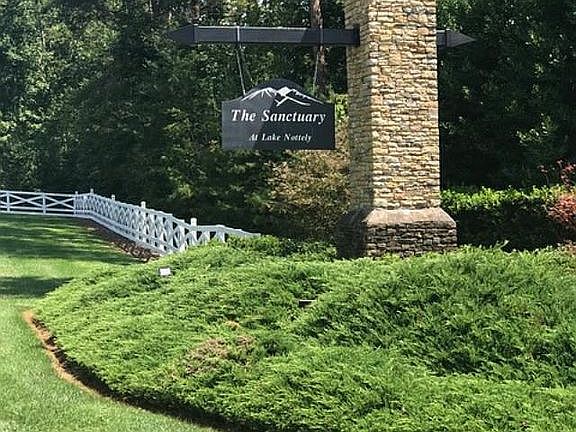 2nd image of Sanctuary At Lake Nottely Sweetwater Ln #53