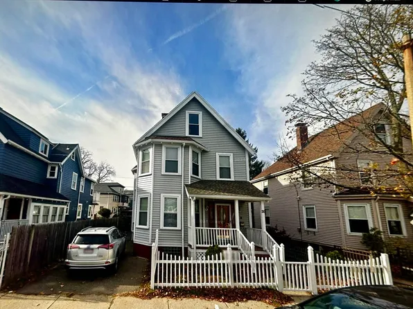 26 Eastman St, Dorchester, MA 02125