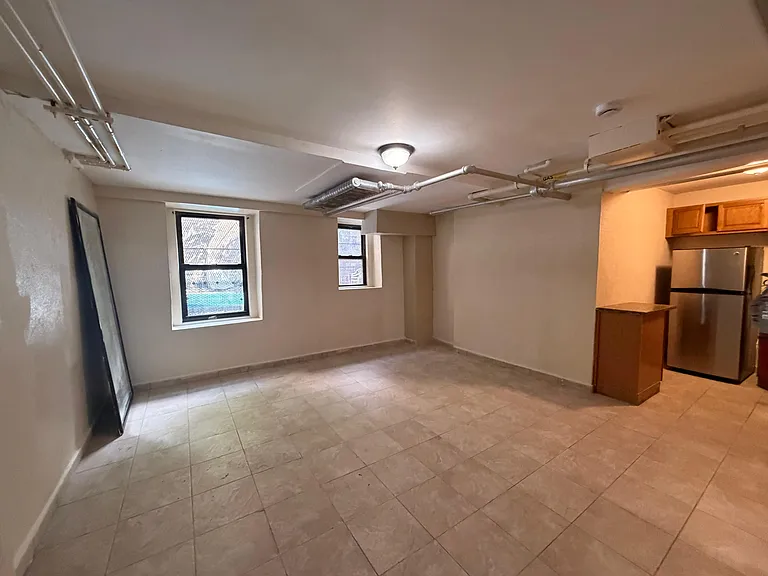 1027 Belmont Ave #2B — Photo 7