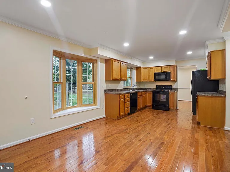 5105 Pheasant Ridge Rd — Photo 13