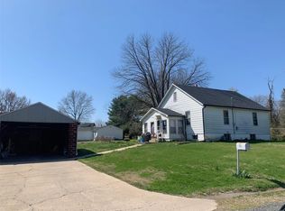 800 Hill Rd, Caseyville, IL 62232