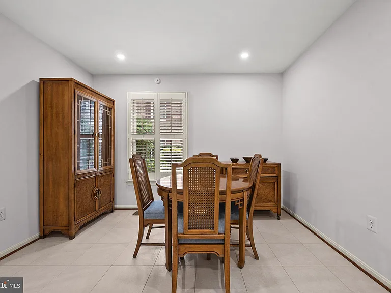 6056 Morgan Ct — Photo 23