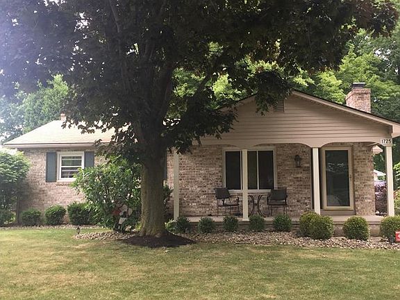 2nd image of 1725 Laurie Dr