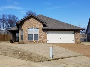 8969 Willa Jean Cv, Southaven, MS 38671