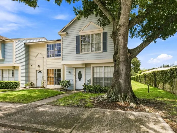1760 MILL RUN CIRCLE, TAMPA, FL 33613