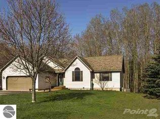 18824 Meadow Lark Rd, Thompsonville, MI 49683