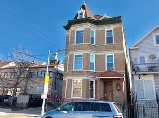 2215 S Albany Ave #3F, Chicago, IL 60623