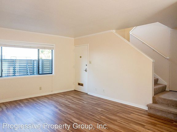 5th image of 108 Ross Ave APT 11