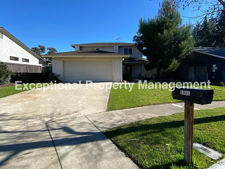 6905 Dakota Ave — Photo 1