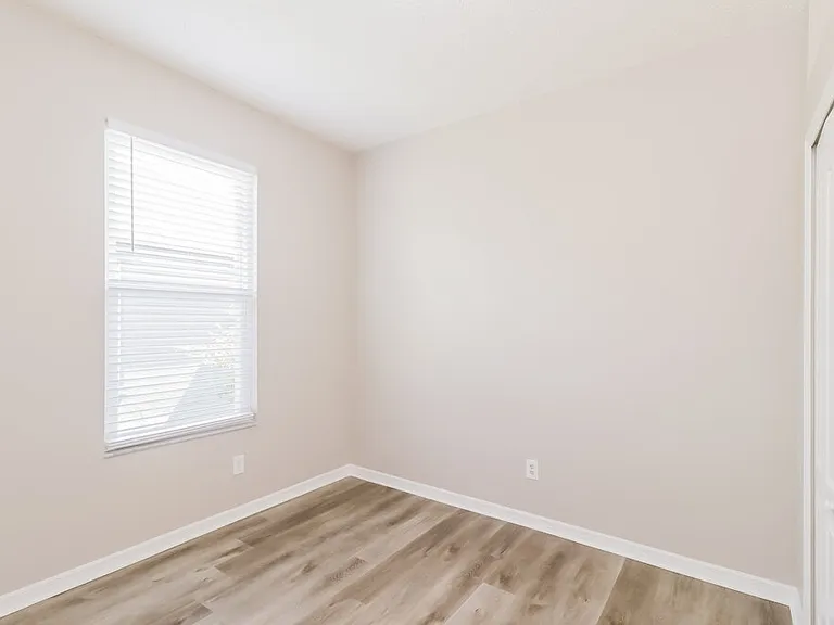 10324 Goldenbrook Way — Photo 13