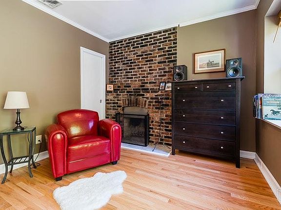 5th image of 388 Bleecker St APT 4
