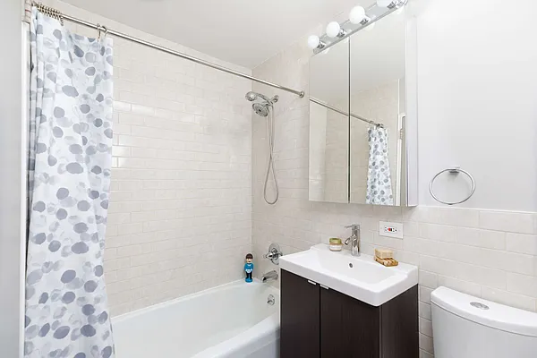 Sold by Compass | media 5