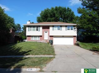5730 S 50th St, Lincoln, NE 68516