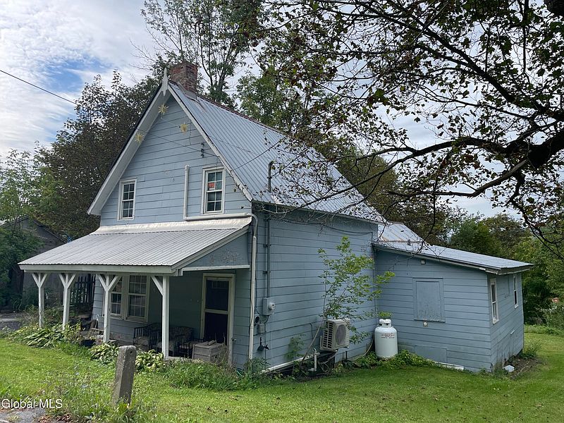 2nd image of 31 Mountain Street