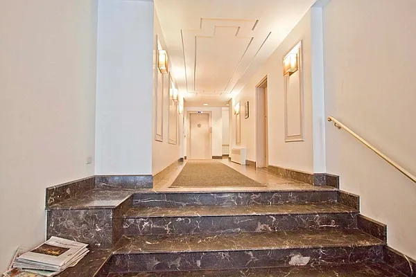 Rented by ROOM Real Estate | media 8