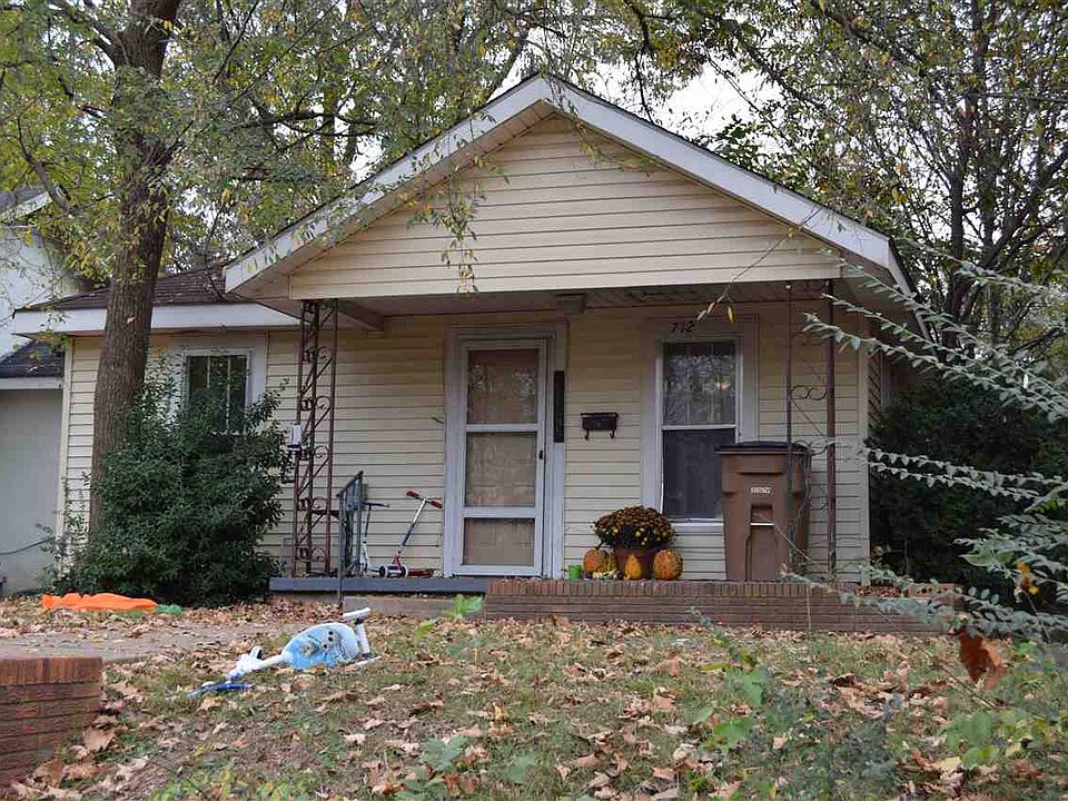 1st image of 712 Sanders Ave