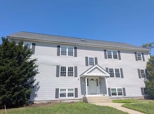 193 Knight Ave APT 1, Attleboro, MA 02703