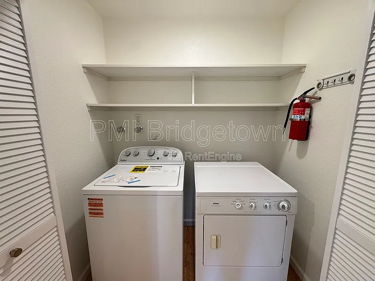 307 Cervantes Cir — Photo 17