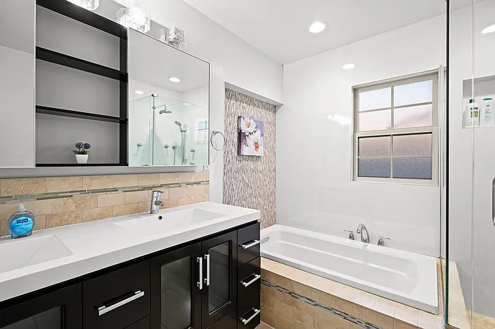 135 Underhill Dr — Photo 21