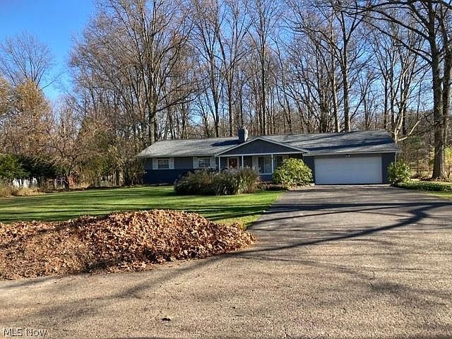 1st image of 9061 Pleasant View Dr