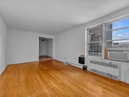5th image of 3165 Nostrand Ave APT 2L