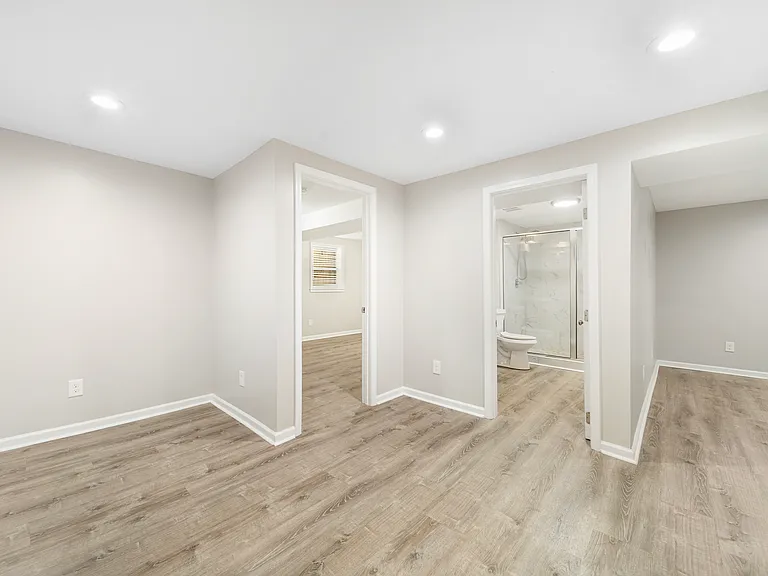 2128 Mark Trl — Photo 31
