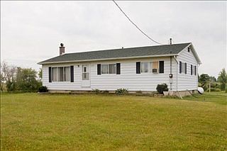 1st image of 2930 102nd Ave