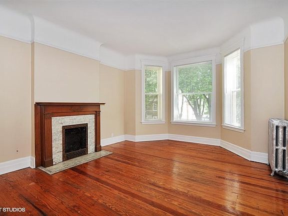 2nd image of 1325 W Early Ave APT 2W