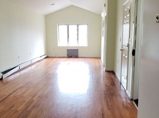 86-48 122nd St #3, Richmond Hill, NY 11418