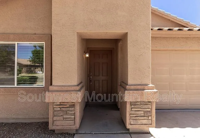 5179 E Silverbell Rd — Photo 7