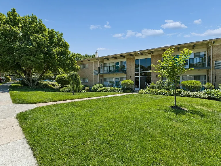 4901 Americana Dr — Photo 3