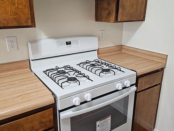 4th image of 1173 E Kern Ave APT A