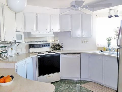 2nd image of 2819 Silver Spur Ln