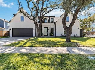 3942 Rochelle Dr, Dallas, TX 75220