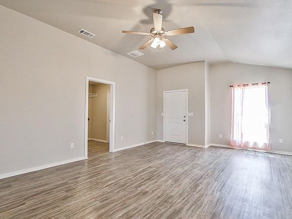 2nd image of 3125 Urbana Pl