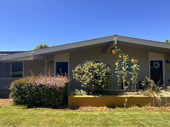 3rd image of 45 Hacienda Carmel