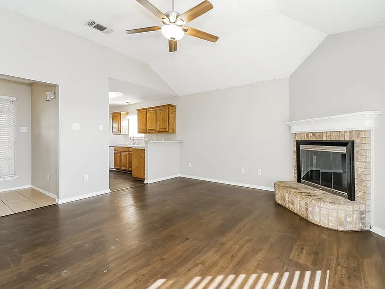 4553 Wheatland Dr — Photo 5