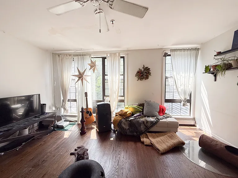 258 Tompkins Ave #2 — Photo 6